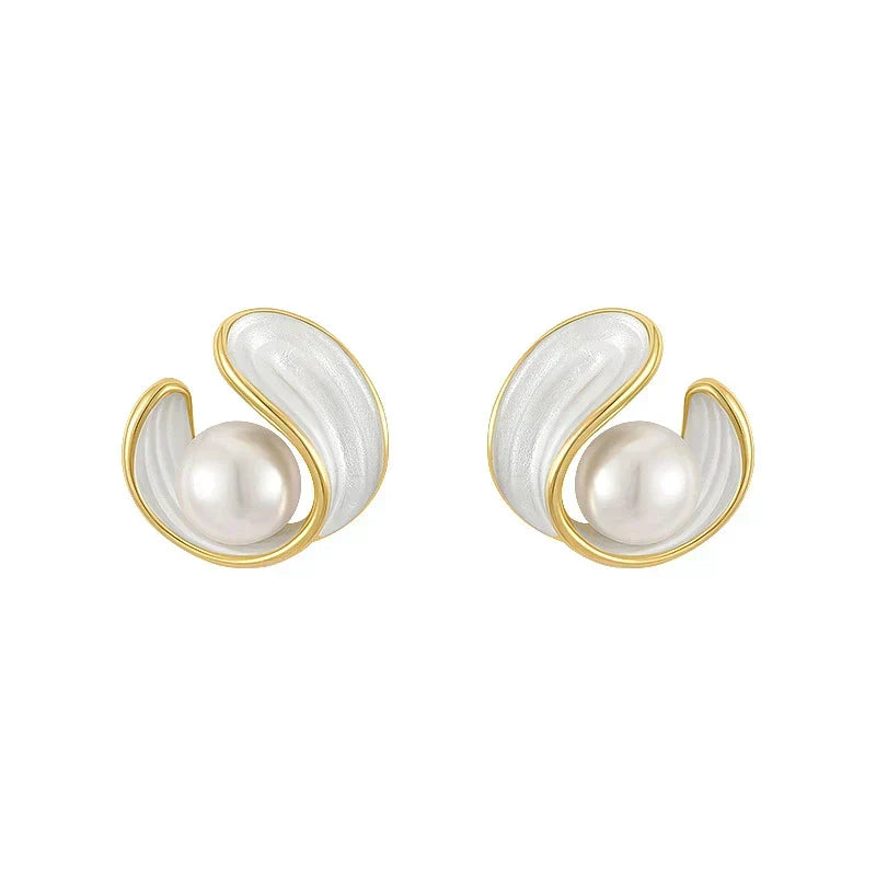 Gold Swirl Perle Ohrstecker
